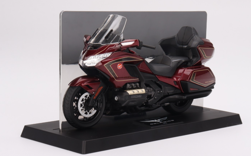 Collectors Replica Model